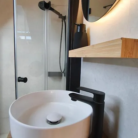 Sunset Garden House - Agard Apartament *